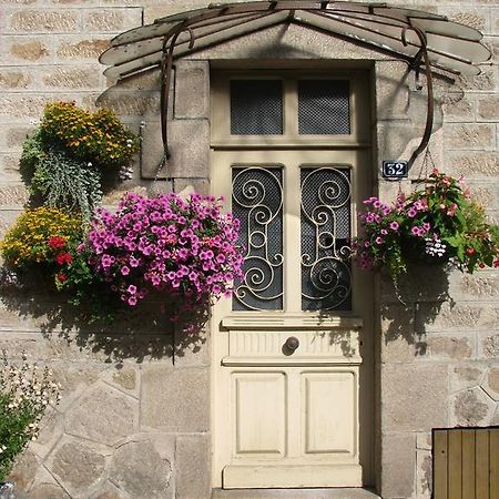 Chambre D'Hotes Des Monedieres Bed and Breakfast Treignac Εξωτερικό φωτογραφία