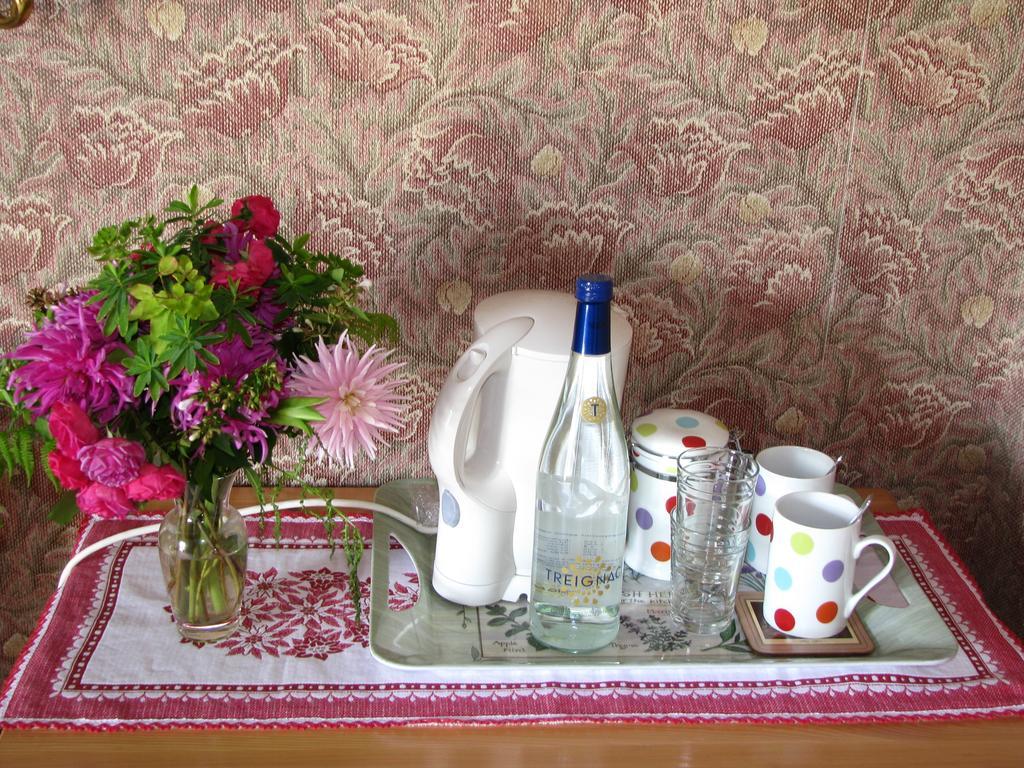 Chambre D'Hotes Des Monedieres Bed and Breakfast Treignac Εξωτερικό φωτογραφία